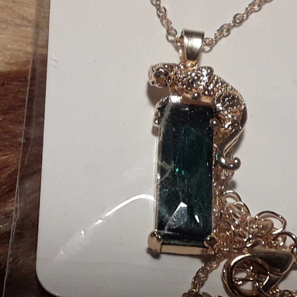 COPY - Fashion Jaguar Necklace..Emerald Stone. faux